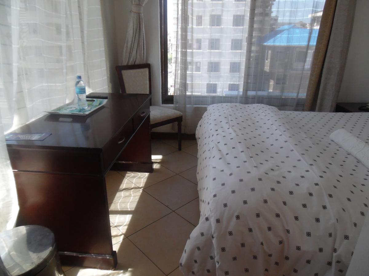 Florida Executive Inn Dar es Salaam Esterno foto