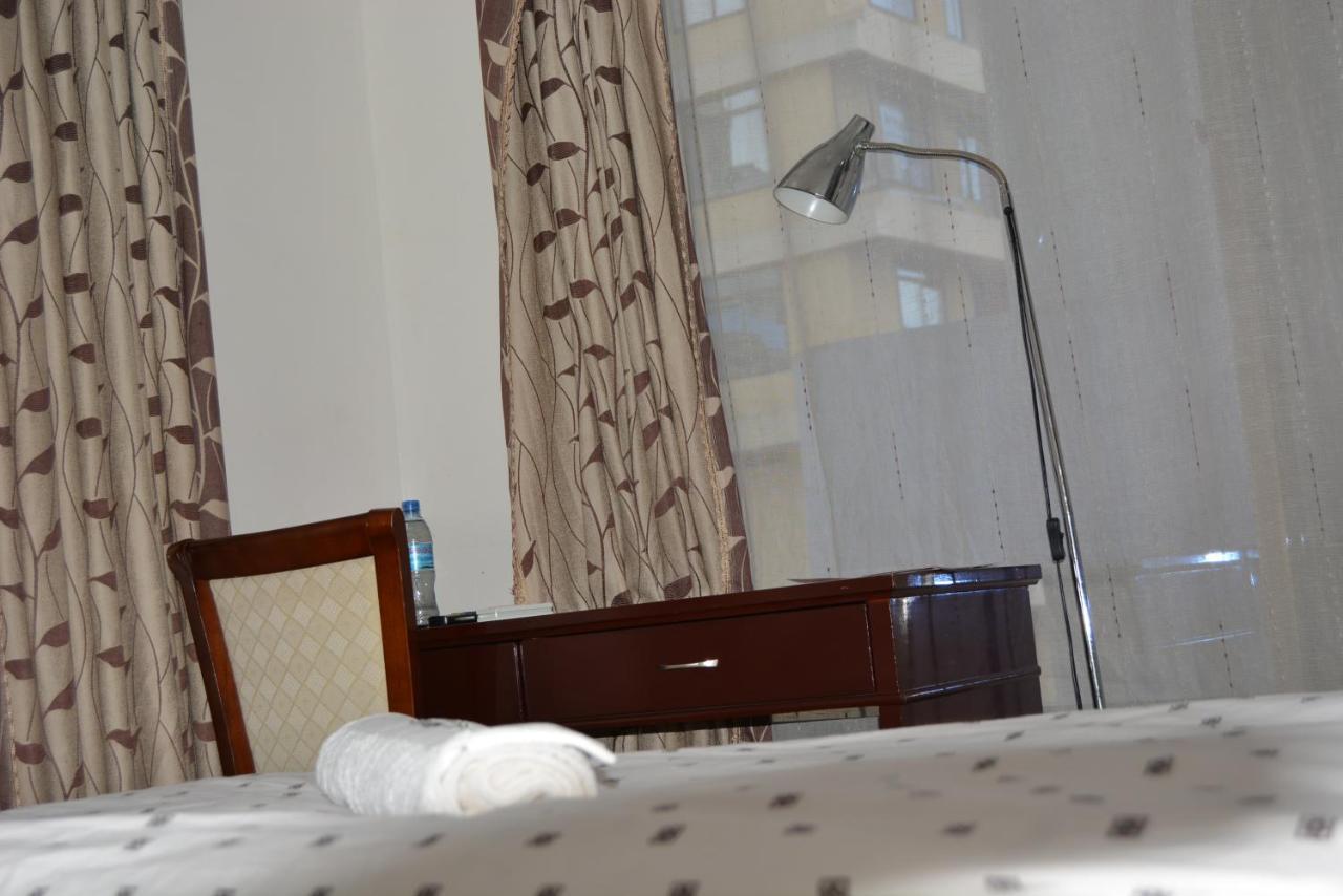 Florida Executive Inn Dar es Salaam Esterno foto